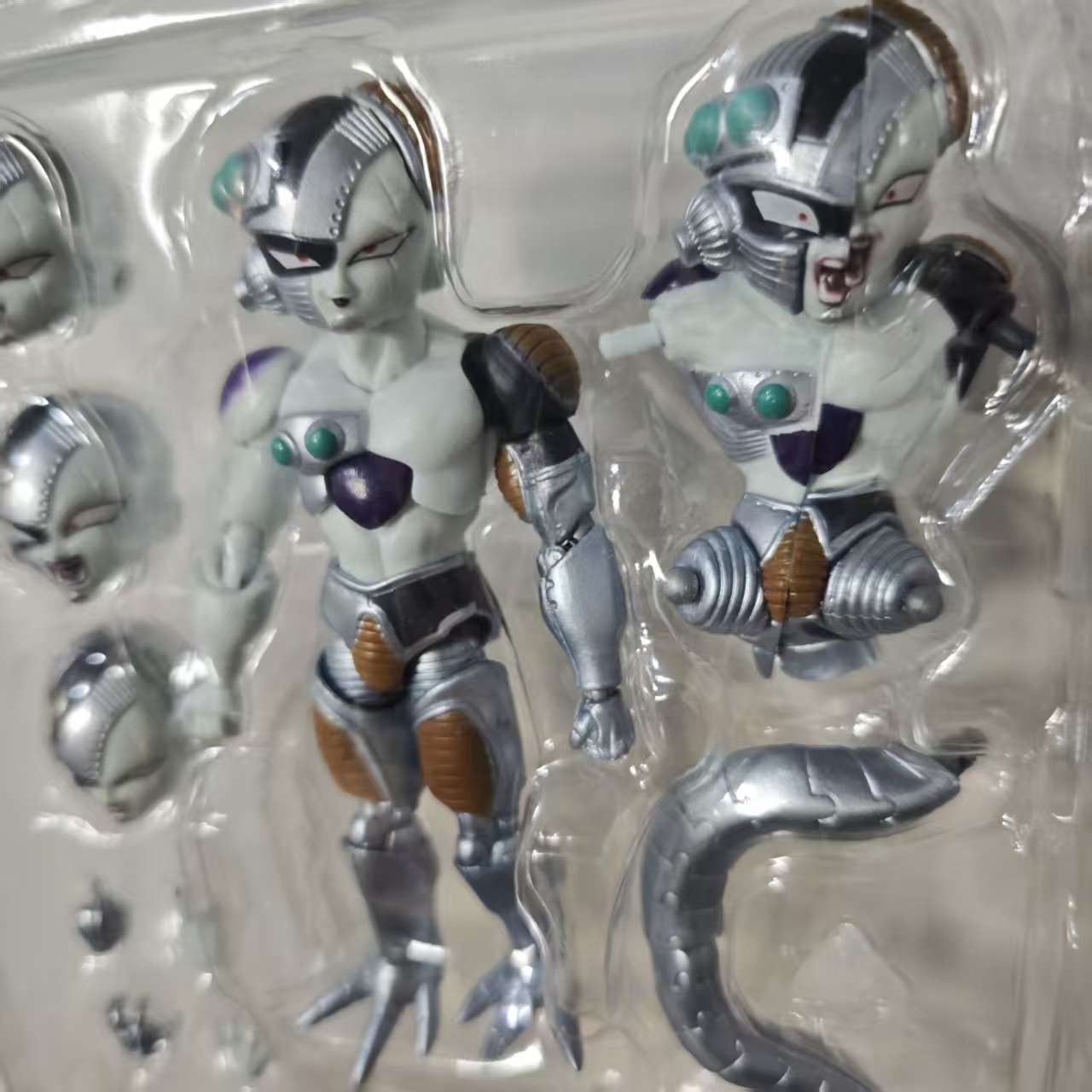Model Kit Waifu - Frieza Mecha Action Figure Toys 12cm
