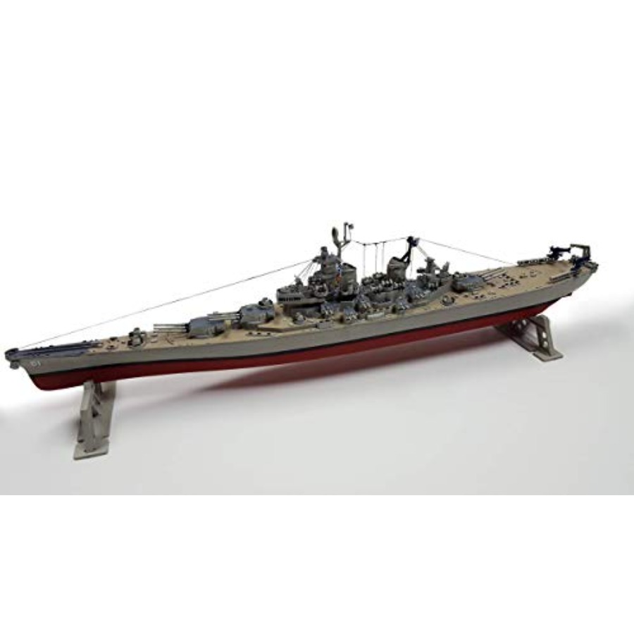Plastic Model KIT USS Iowa - đánh giá và giá Model Kit Uss Iowa