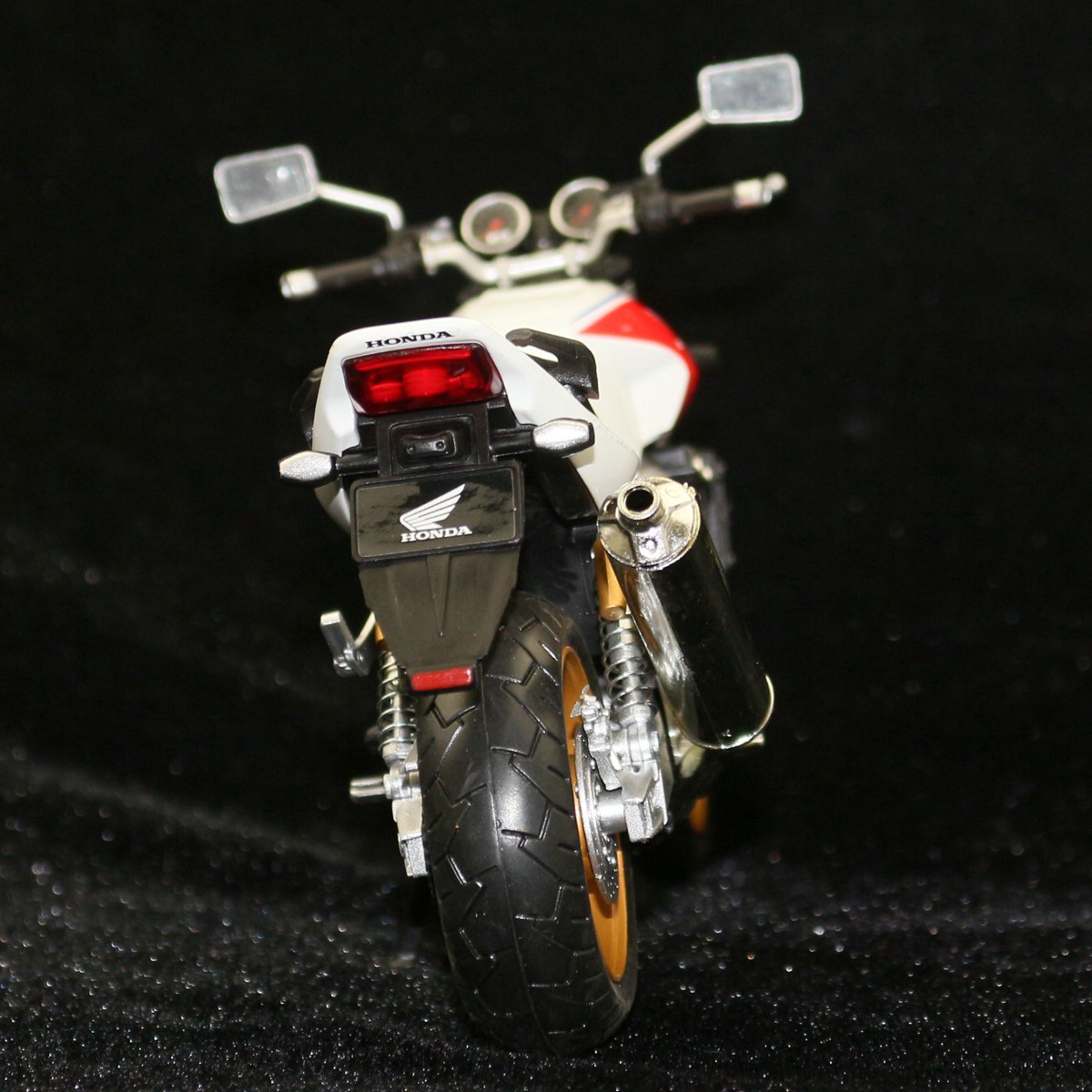 AUTOMAXX Đồ Chơi Diecast Kim L - đánh giá và giá Model Kit Aoshima