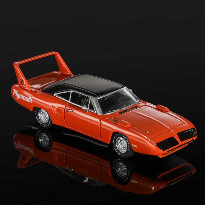 Mirage 1:64 Plymouth Super Bir - đánh giá và giá Model Kit Runner
