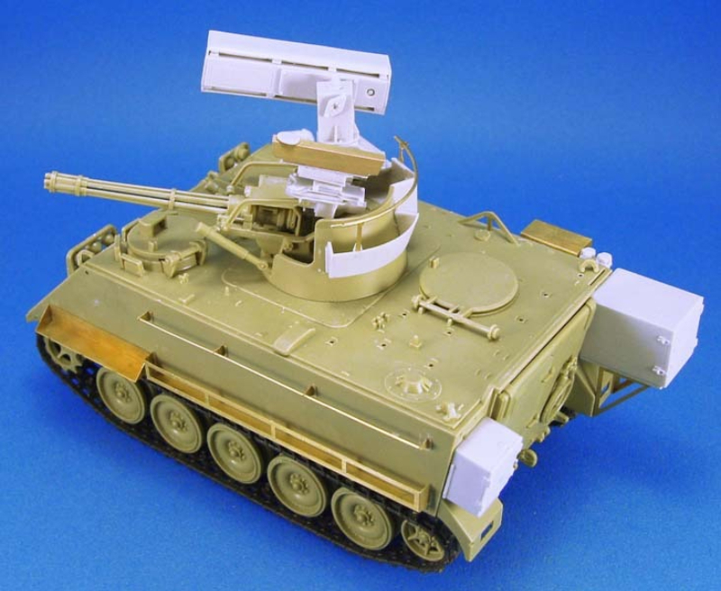1/35 Scale DieCast Resin Model - đánh giá và giá Model Kit Armored Core
