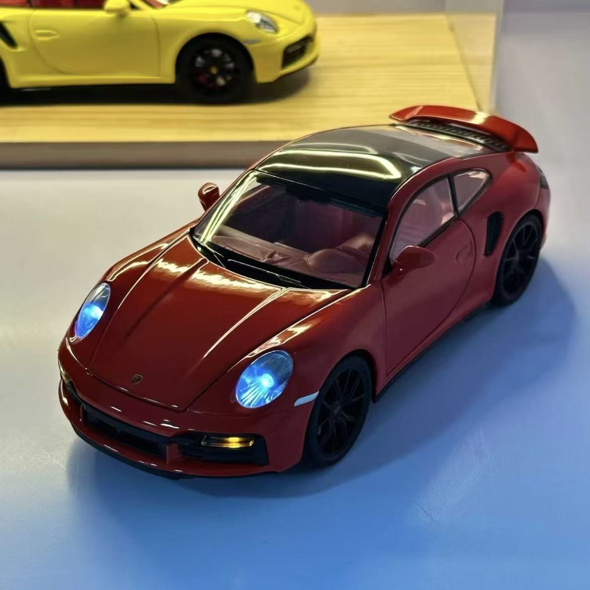1:24 Classic 911 Sports Car Di - đánh giá và giá Model Kit Lamborghini